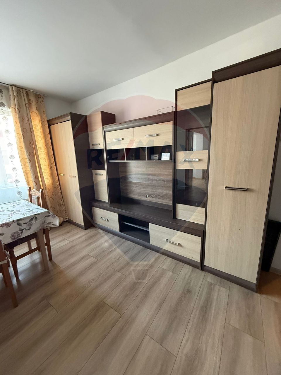 2 room Apartment for rent