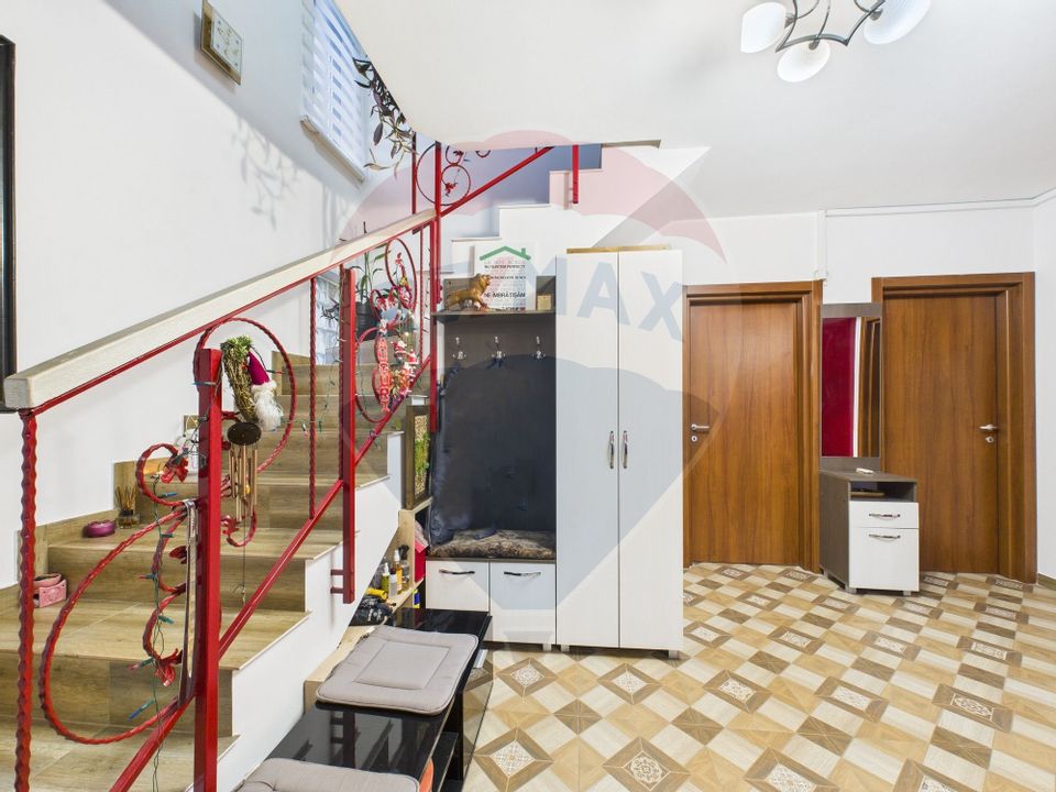 5 room House / Villa for sale, Central area