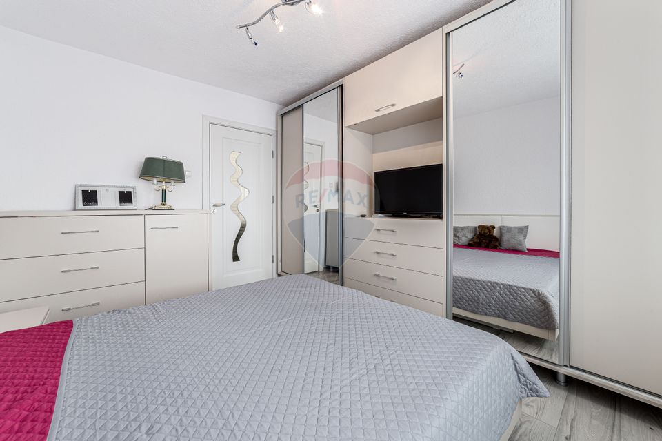 Apartament de închiriat 3 camere, zona Podgoria, 101 mp