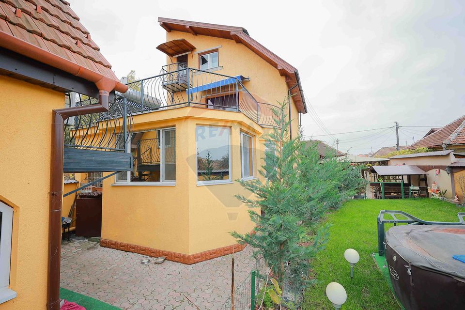 7 room House / Villa for sale, Cantemir area