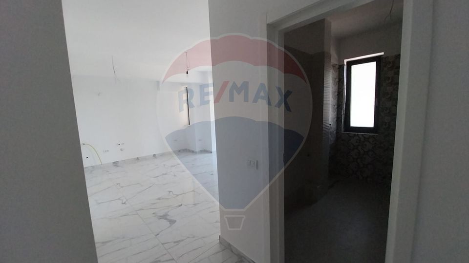 Apartament 2 camere de vanzare pe Bld. Mamaia Constanta