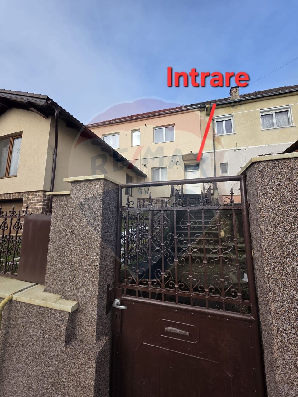 Casa de vanzare, curte proprie -Medias, str. Stadionului