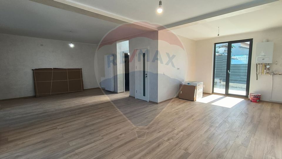 4 room House / Villa for sale, Port area