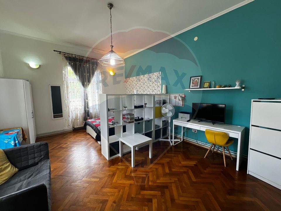 3 room Apartment for sale, Podgoria area