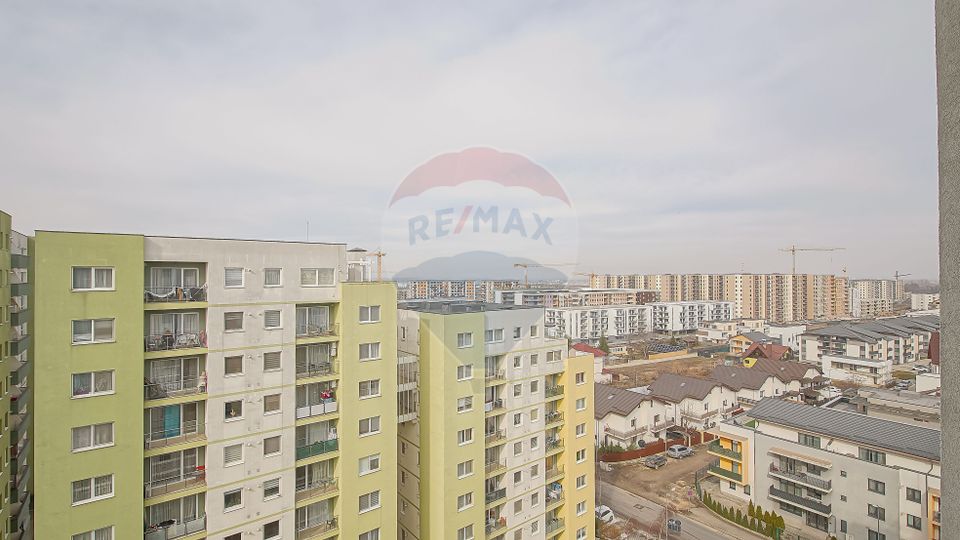 Apartament cu 2 camere de vânzare, Top City-Tractorul, comision 0%