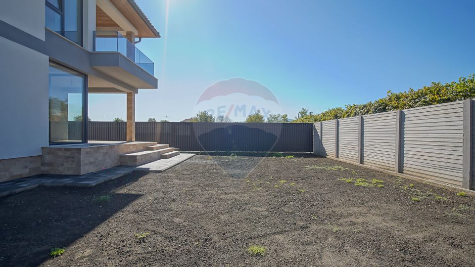 5 room House / Villa for sale