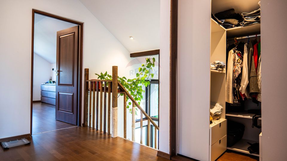 4 room House / Villa for sale