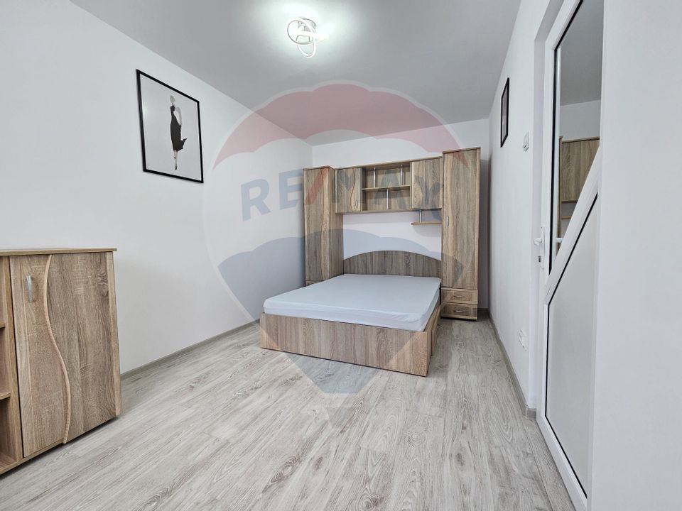 Apartament 3 camere de inchiriat zona Campus, termen lung