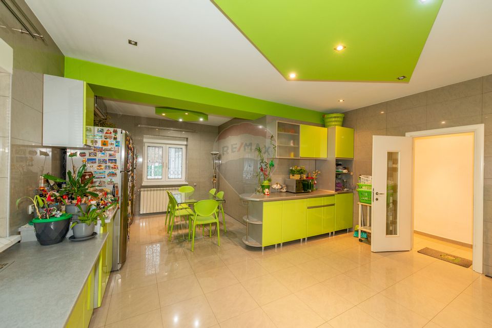 Apartment 3-4 rooms, ground floor villa 2009 Mosilor subway Obor