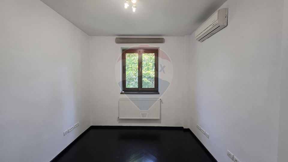 Spațiu de birouri cu 3 camere modern in zona Decebal