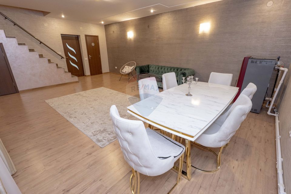 Vila 5 camere complet mobilata, foișor, teren generos