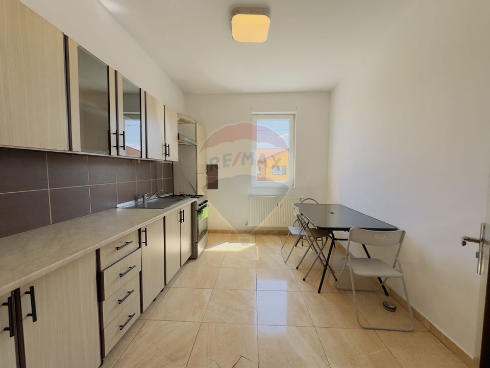 Casă cu 5 camere de vânzare Cartier Orizont 2 Paleu zona Metropolitana