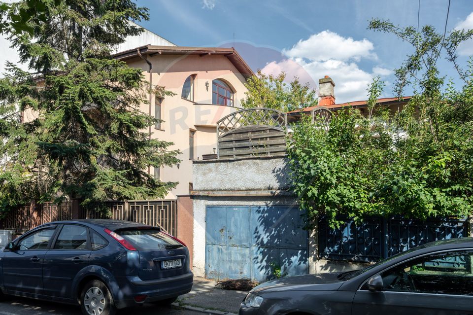 3 room House / Villa for sale, Domenii area