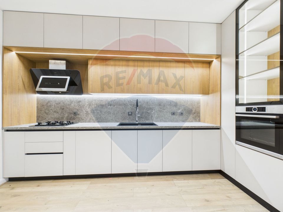 Casă / Vilă Pipera  cu 7 camere de închiriat