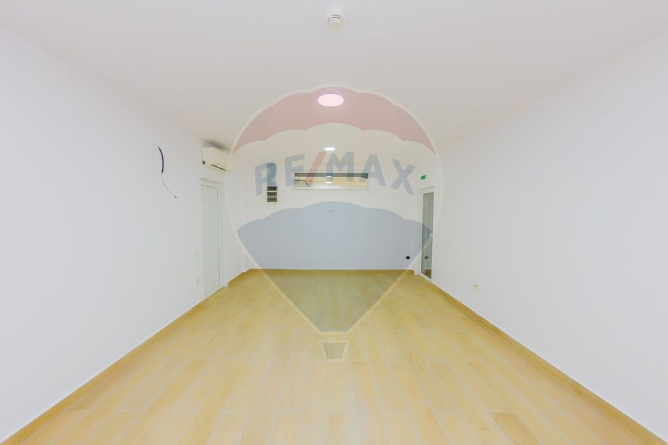 1,405sq.m Commercial Space for rent, Grivitei area