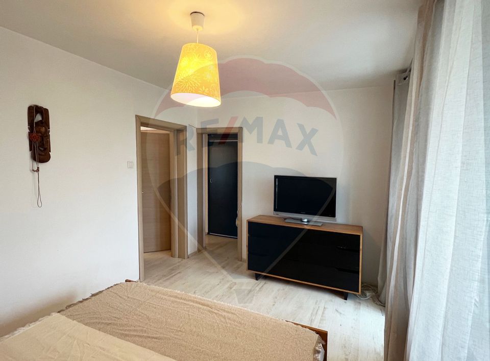 Vanzare apartament spatios,  3 camere - Metrou 1Mai