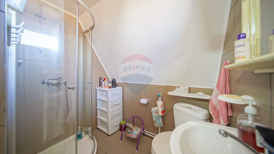 Comision zero, casa individuala + cabana A frame in Bod, la intrare