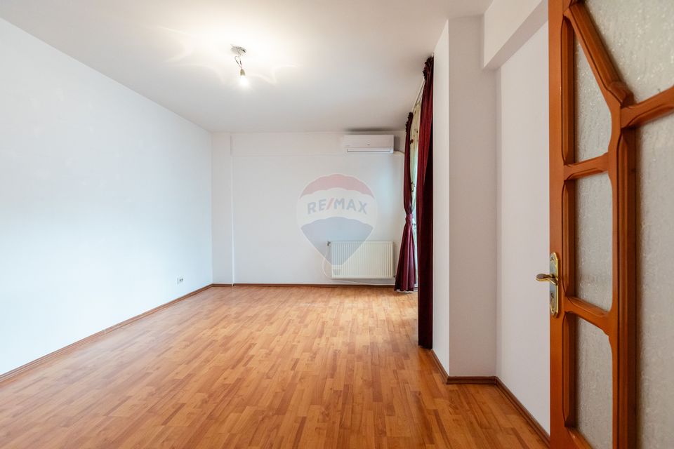 2 room Apartment for sale, Mioritei area