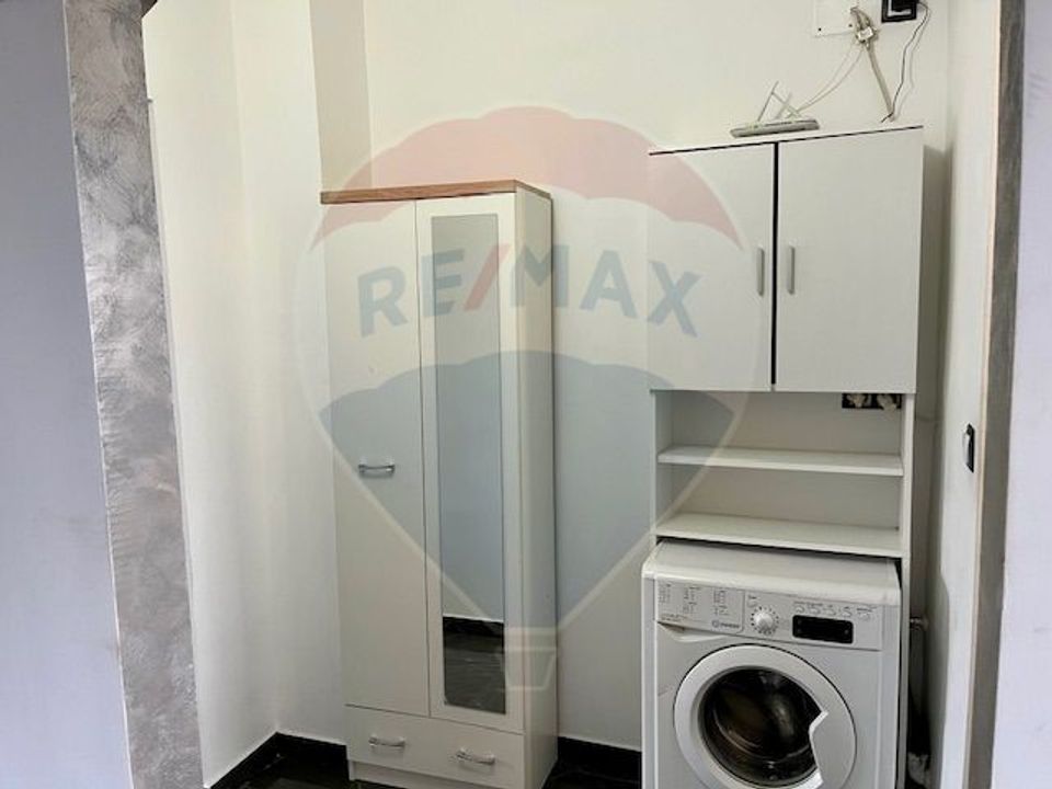 Apartament cu 2 camere de vânzare în zona Est