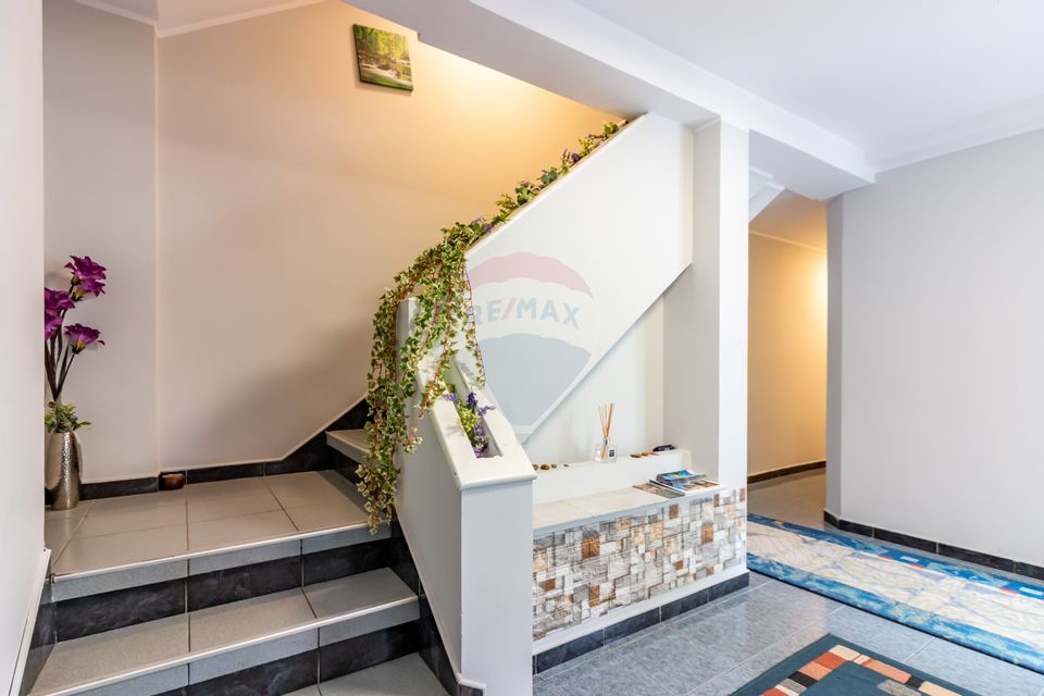 Casa de vanzare cu teren generos 504mp si piscina - Bucuresti