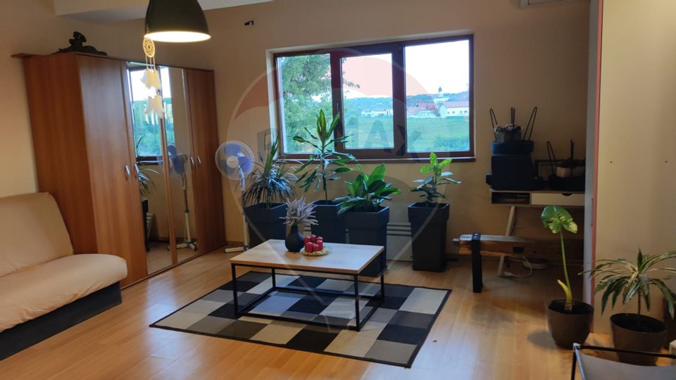 Apartament 67 mp utili de vanzare cartier Orizont iesirea spre Paleu