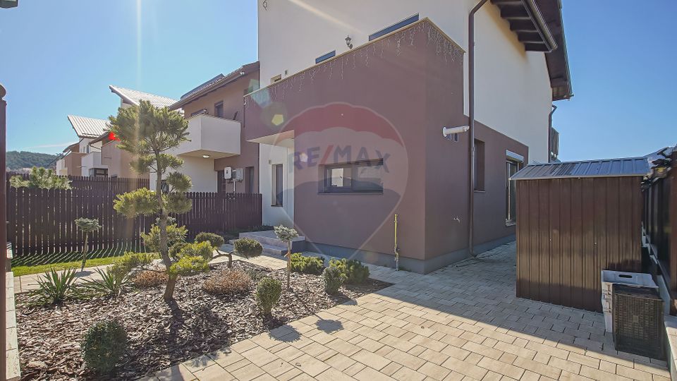 Casă Tip Duplex,  Săcele