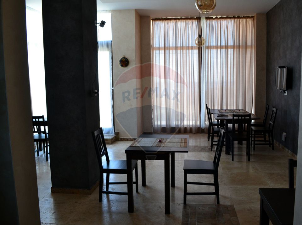 18 room Hotel / Pension for rent