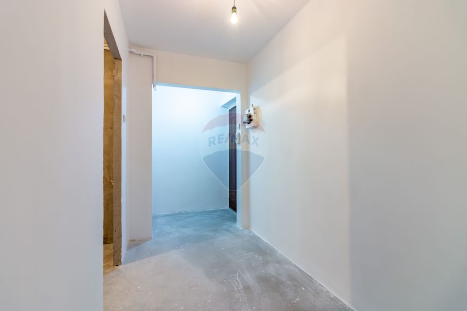 Apartament cu 3 camere de vânzare/Brancoveanu/