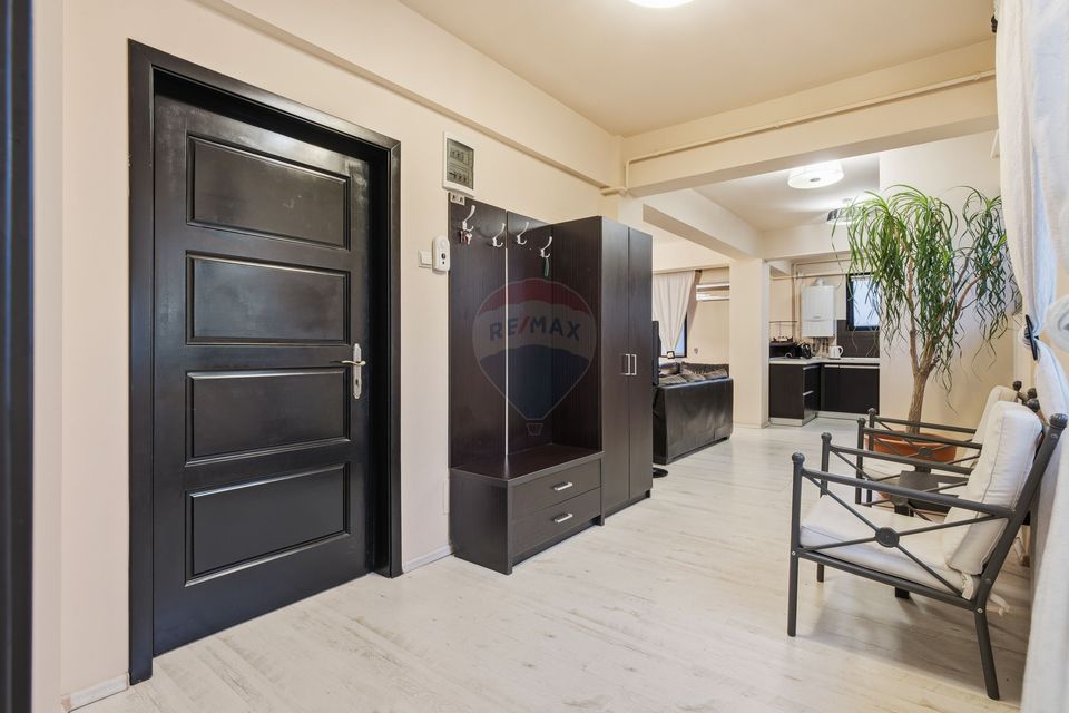 PENTHOUSE ULTRACENTRAL CU PRIVELISTE PANORAMICĂ | 3 CAMERE