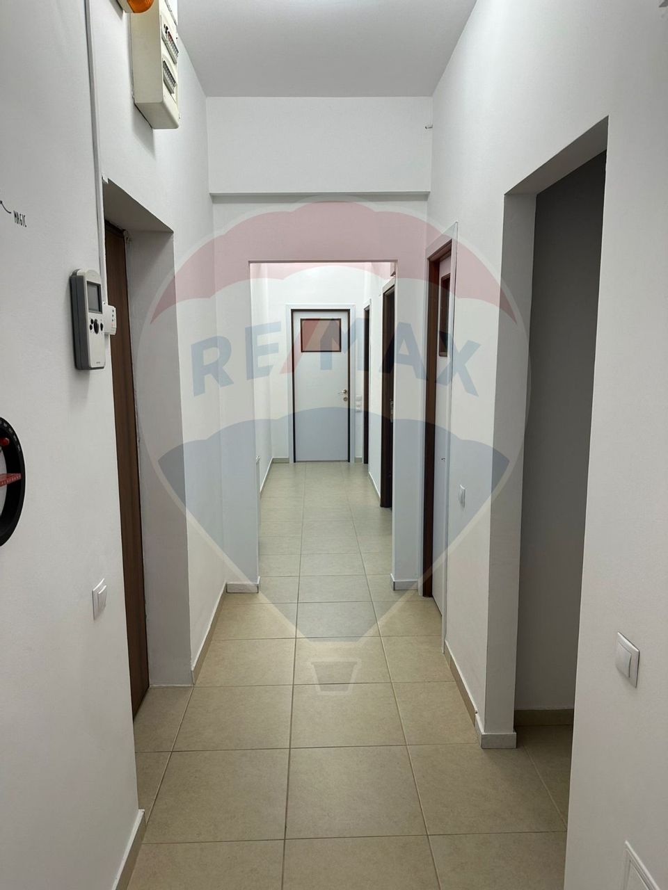 Apartament cu 3 camere, lângă stația de metrou Obor