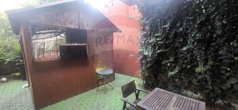 200sq.m Commercial Space for rent, Alfa area