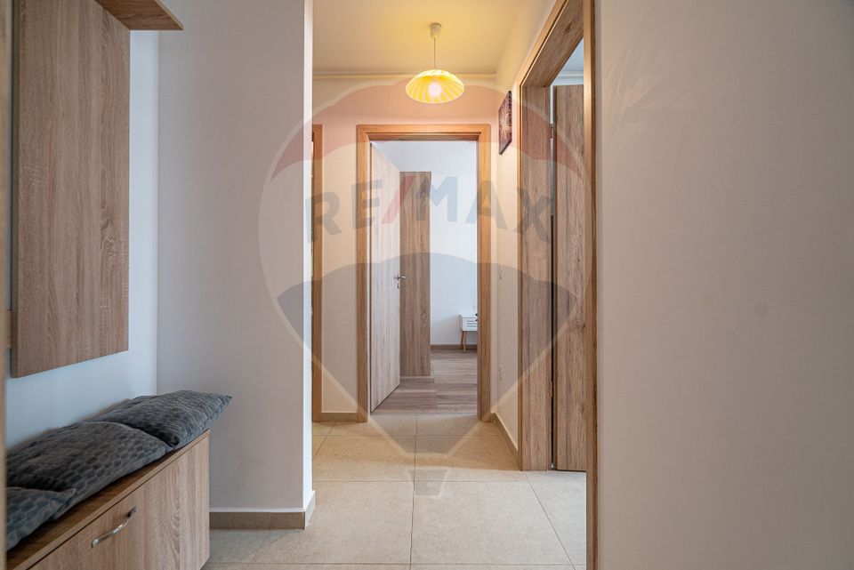 2 room Apartment for rent, Tractorul area