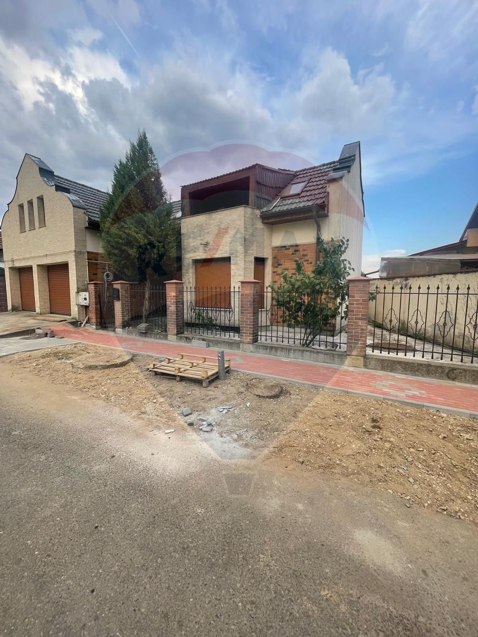 9 room House / Villa for sale