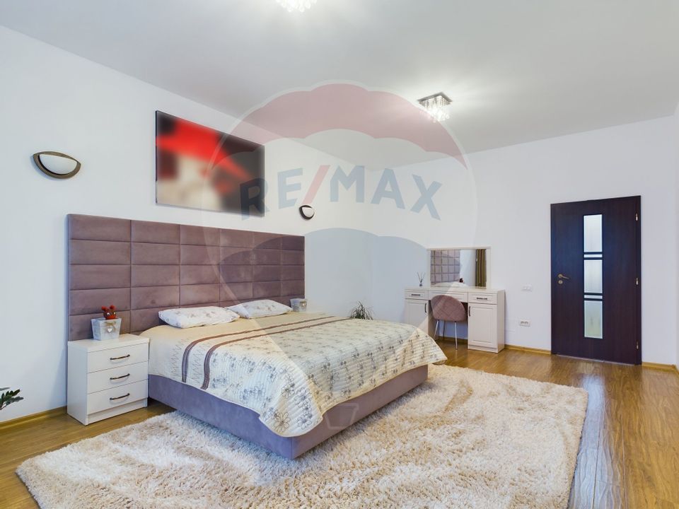 Apartament cu 4 camere de vânzare în zona Prelungirea Ghencea