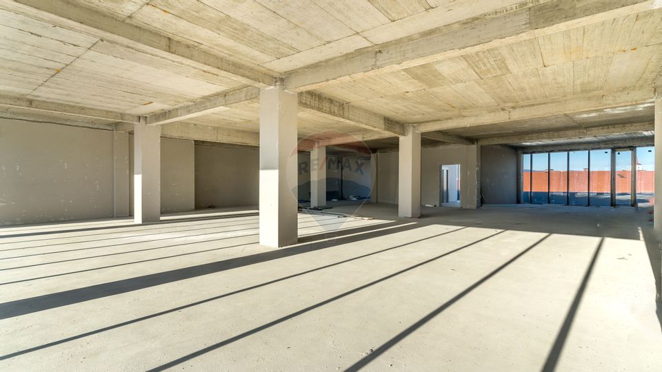 296sq.m Office Space for rent, Ultracentral area