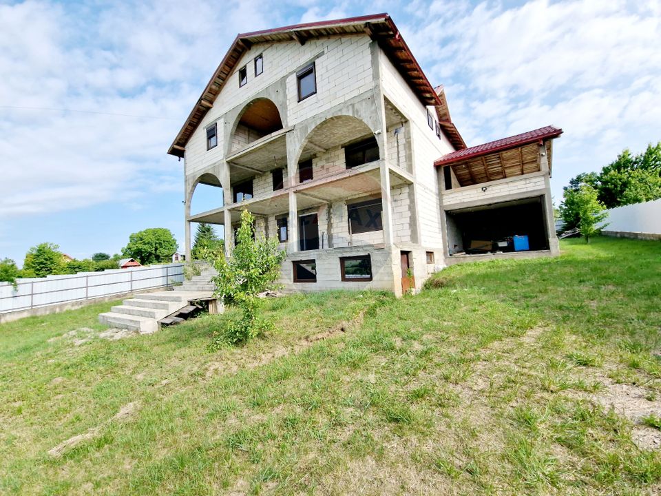 15 room House / Villa for sale