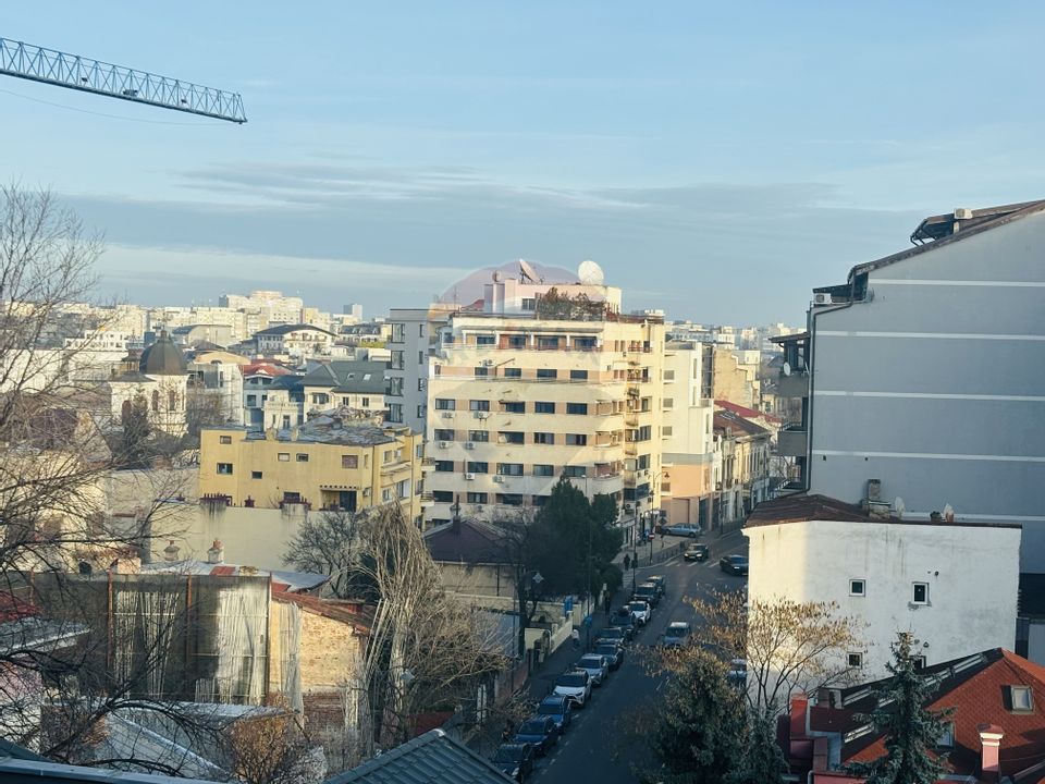 Apartament cu 3 camere de închiriat Eminescu Dacia