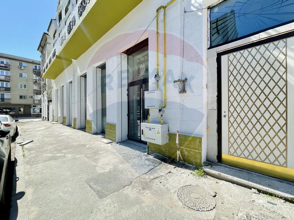 344.1sq.m Commercial Space for rent, Grivitei area