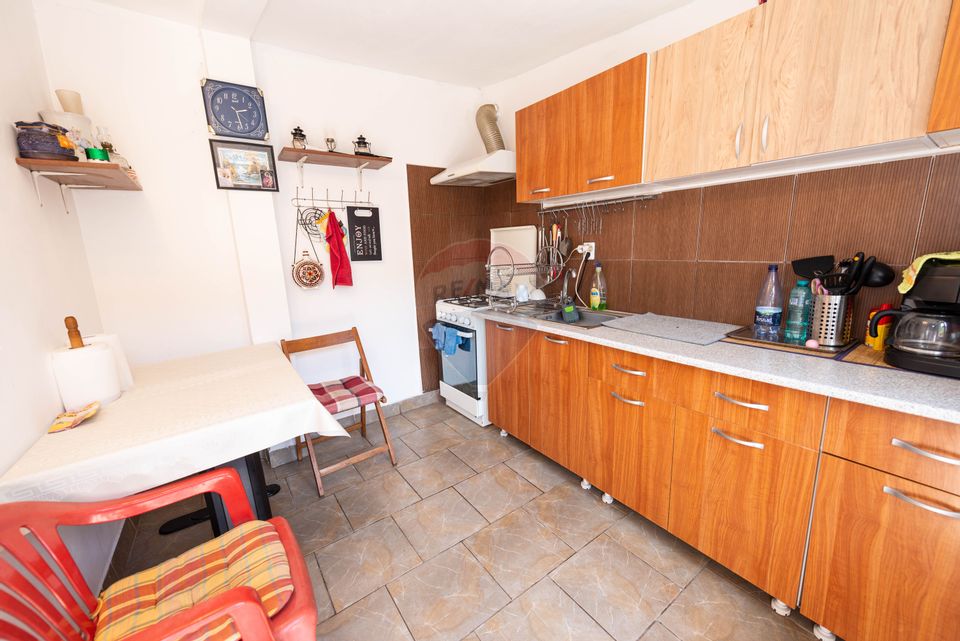 Casa de vanzare 3 camere, teren 410 mp, Parc Bazilescu