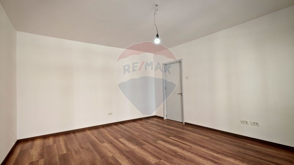 Apartament cu 2 camere de închiriat în zona Vitan Mall