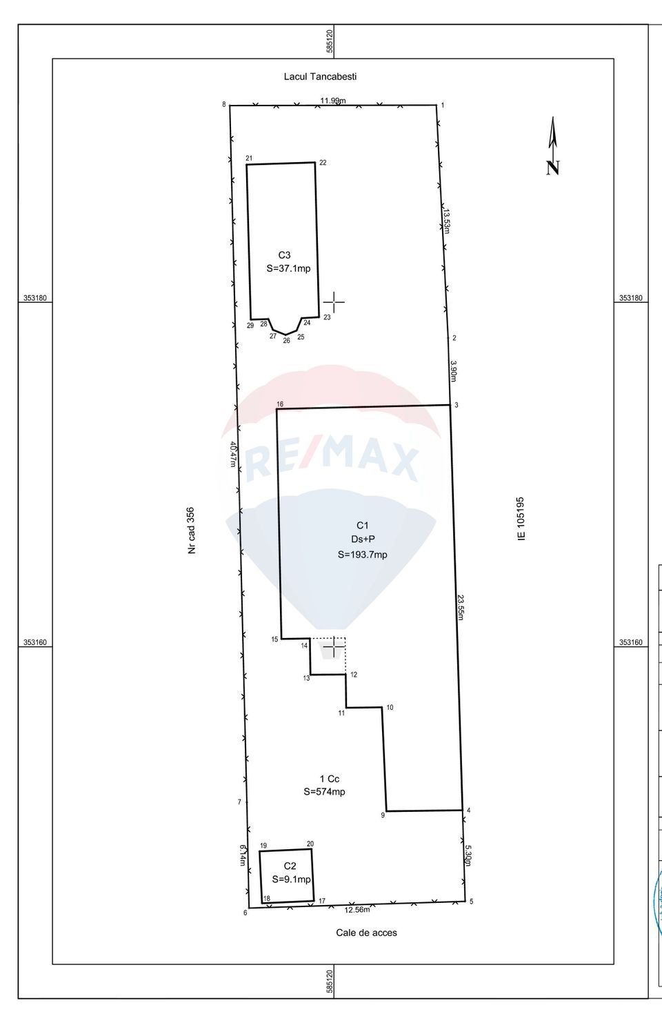 Vanzare Vila 5 camere cu semineu, piscina si priveliste lac piscicol