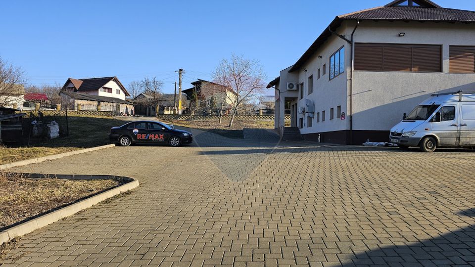 Complex comercial-cofetărie, patiserie pitzerie- Udești, Suceava