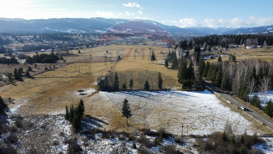 Teren  intravilan 9,086 mp  PARCELABIL Neagra Sarului/Bucovina