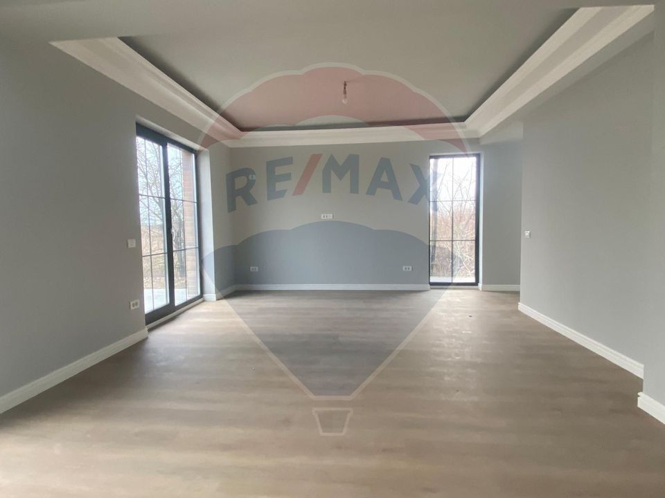 DE VANZARE Vila tip Quadruplex OTOPENI- Comision 0% - Dezvoltator