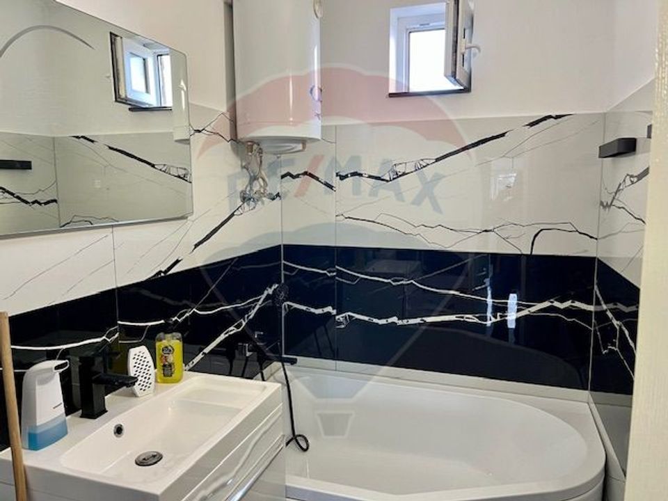 Apartament cu 2 camere de vânzare în zona Est