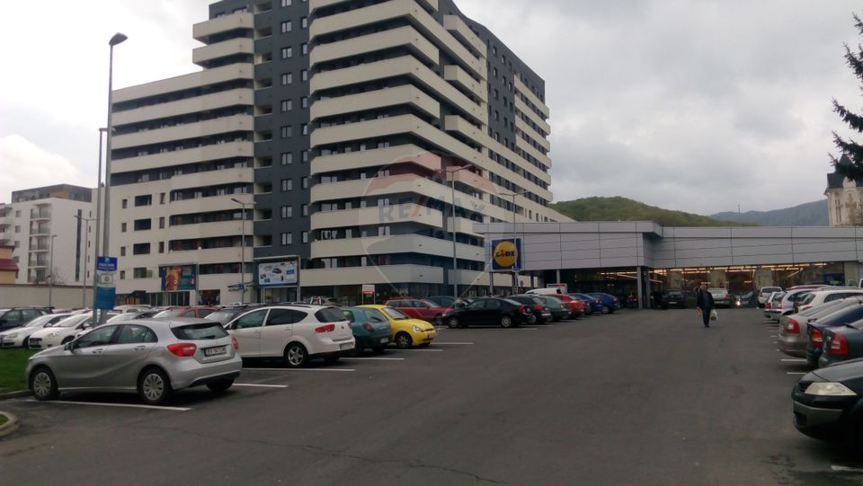 RENTED!!! commercial space, medical offices, Str. Carpatilor