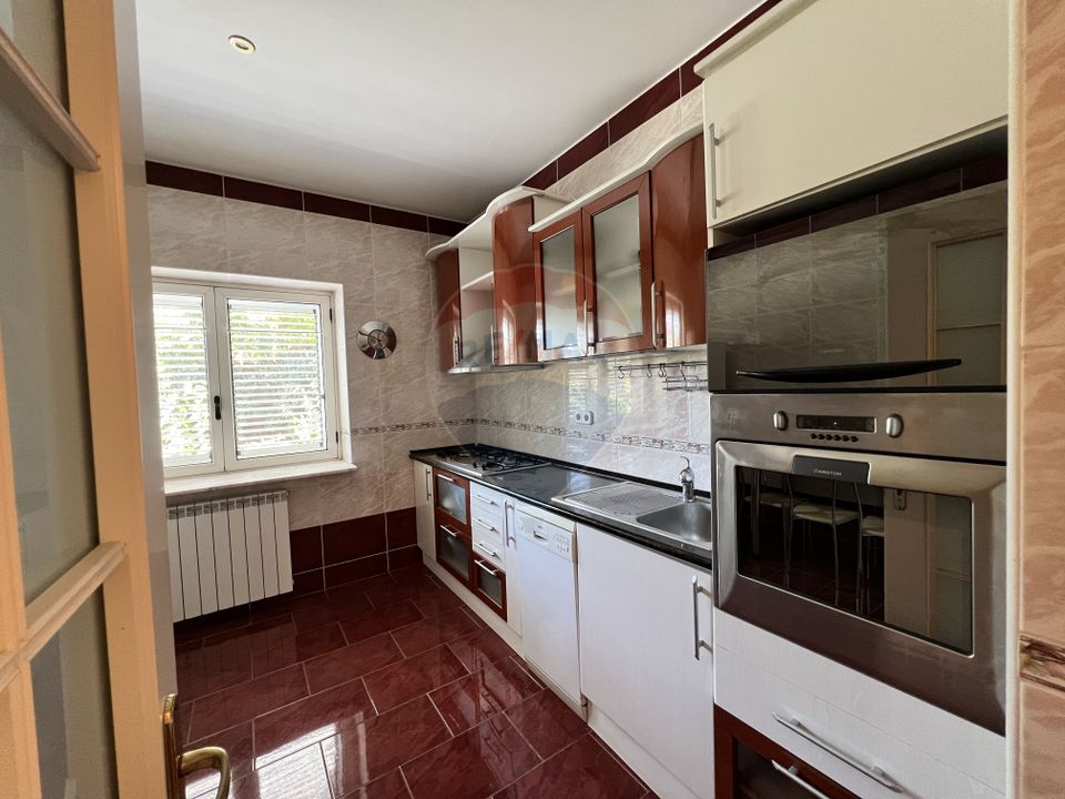 10 room House / Villa for sale