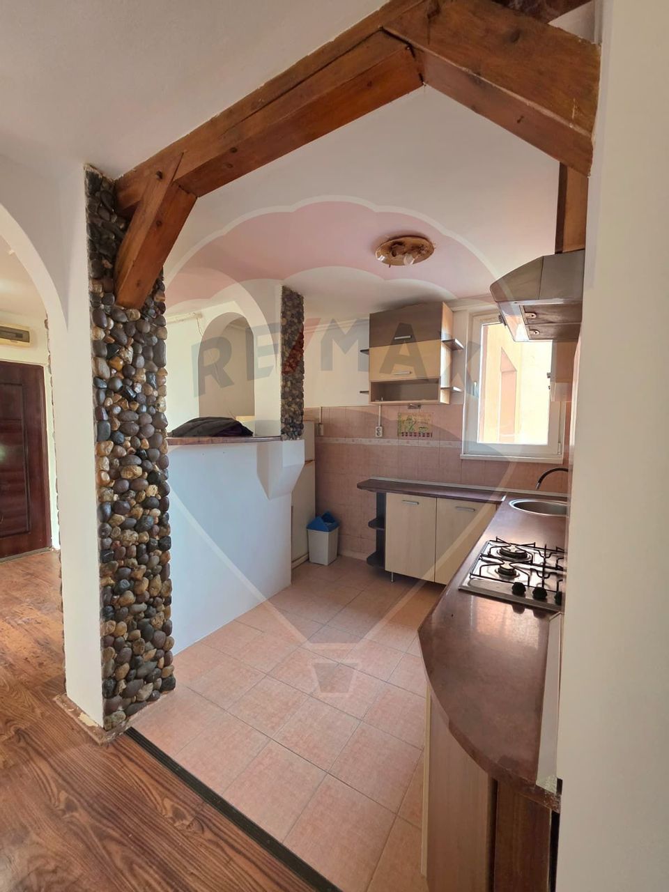 4 room Apartment for sale, Dambu Pietros area