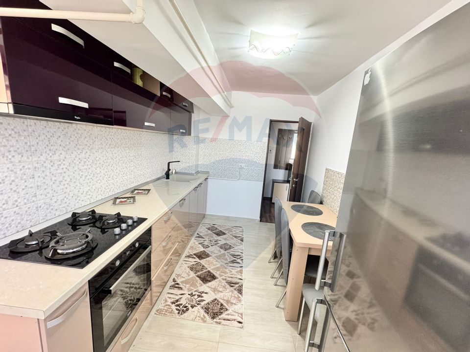 Apartament cu 3 camere- de vanzare- BUHUSI