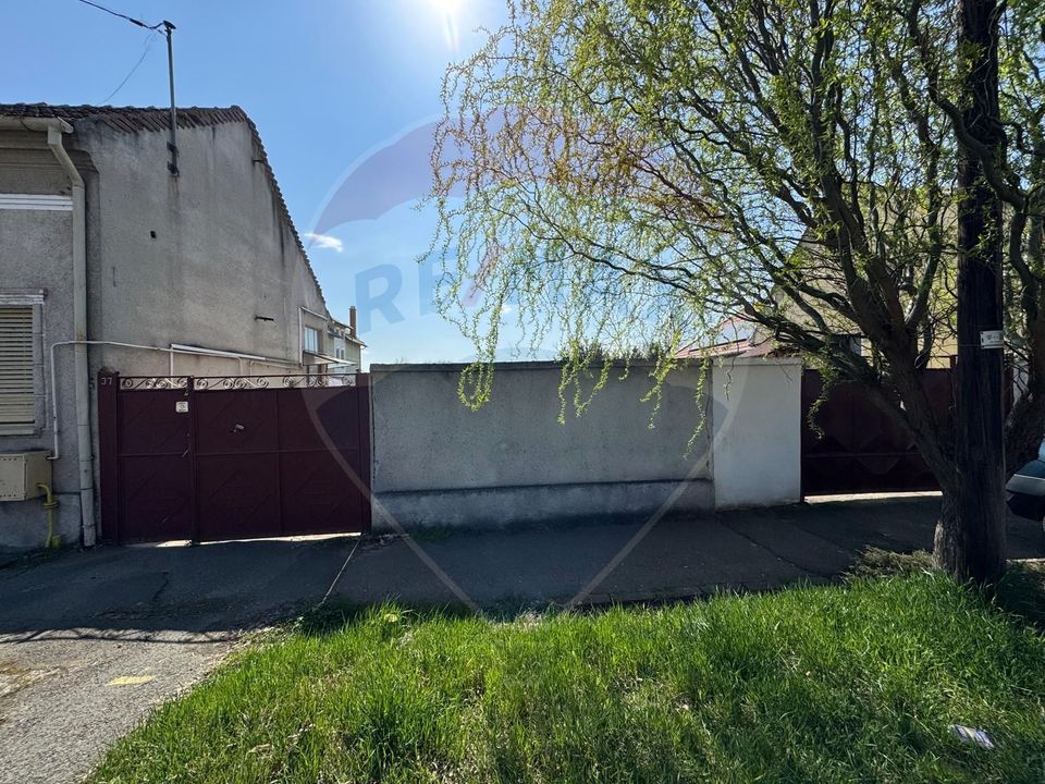 2 room House / Villa for sale, Parneava area